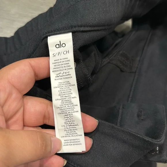 Alo Yoga HIGH-WAIST RISK TAKER TROUSER size small - Picture 7 of 8